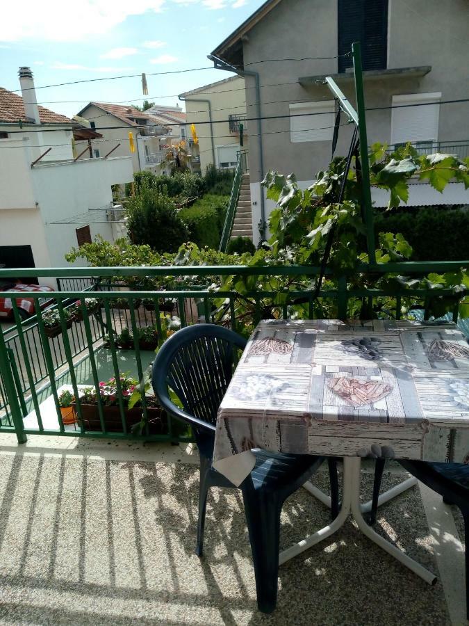 Apartmani Vodice Zewnętrze zdjęcie