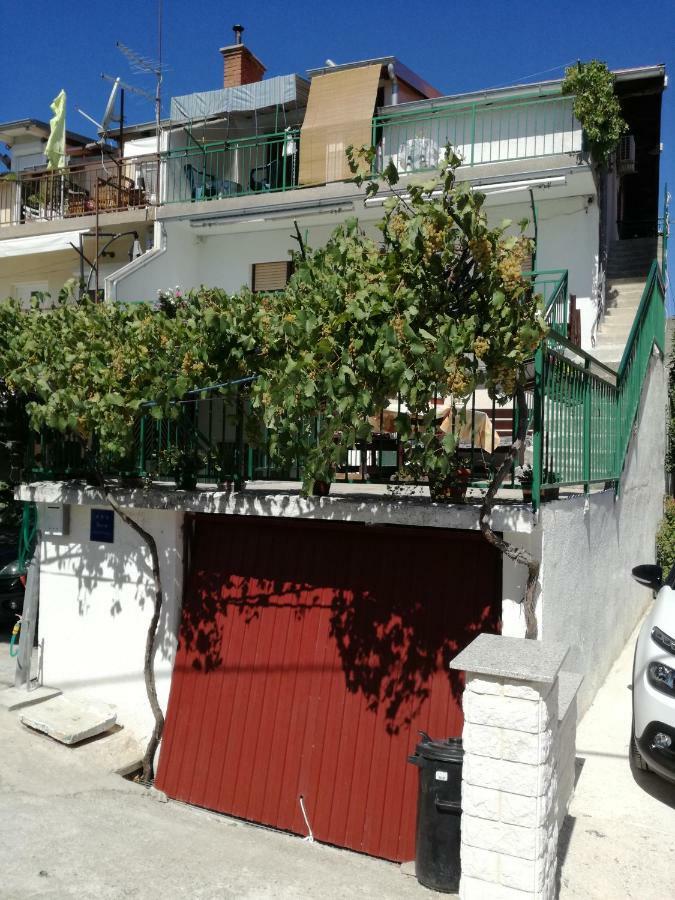 Apartmani Vodice Zewnętrze zdjęcie